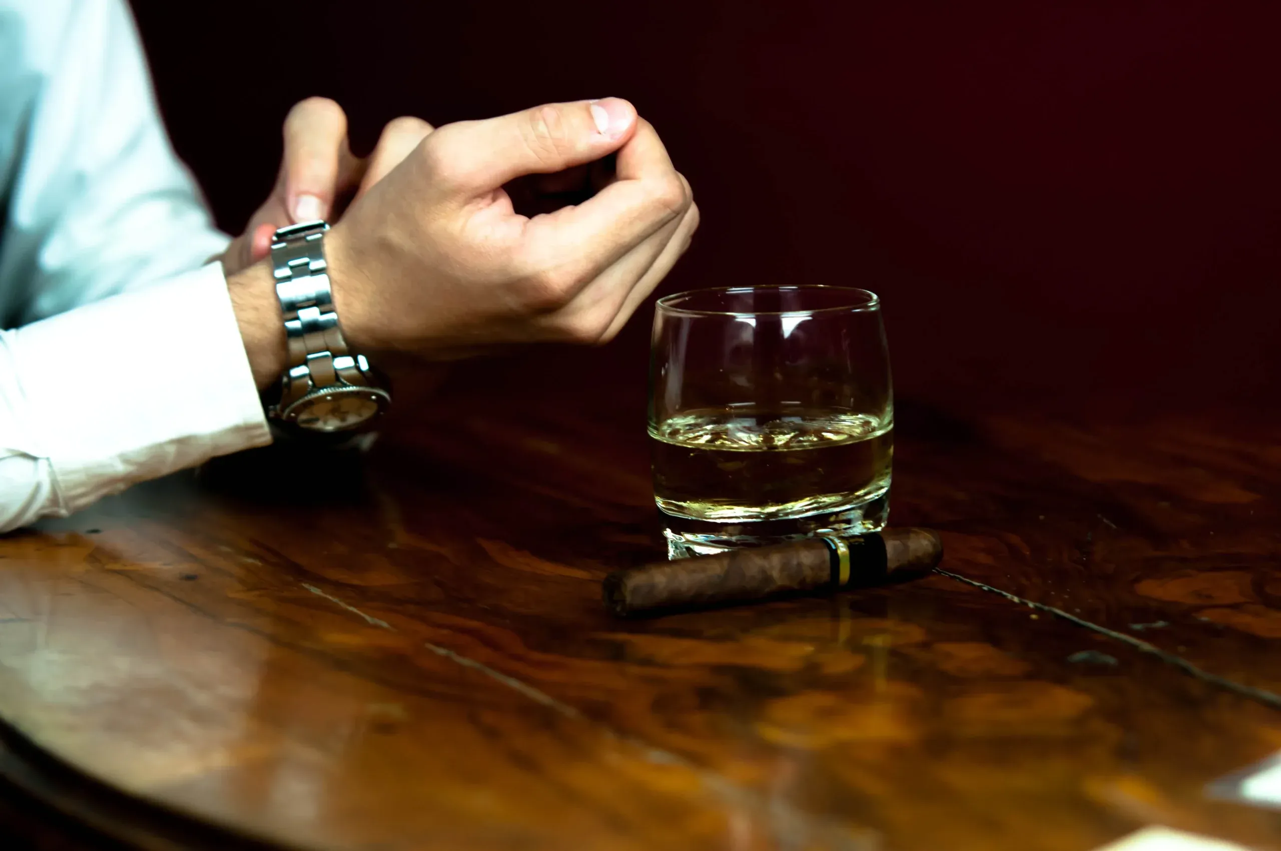 飲み終わりに、もう一軒の余白を。<br>春吉の 『大人の寄り道』 NANA CAFE
