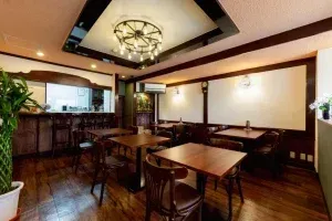 【訪問記】波佐見焼で味わうサイフォン珈琲 ー <br> 『つぐみカフェ』の魅力