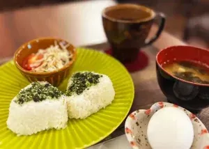 【訪問記】波佐見焼で味わうサイフォン珈琲 ー <br> 『つぐみカフェ』の魅力